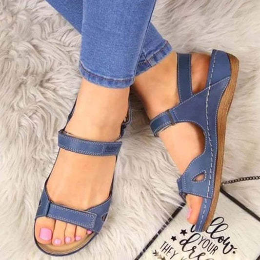 Buckle Strap Snakeskin Casual Sandals