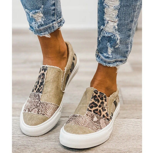 Casual Leproid Print Flat Sneakers