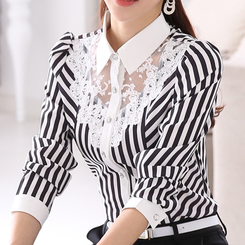 Lace Spliced Embroidery OL Blouses