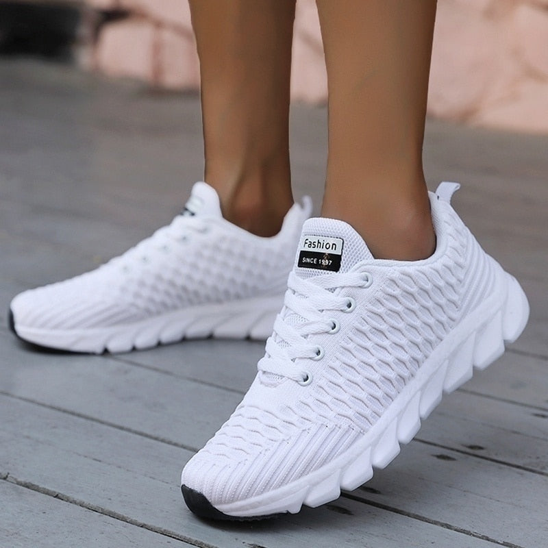 Lightweight Lace-up Air Mesh Shoes