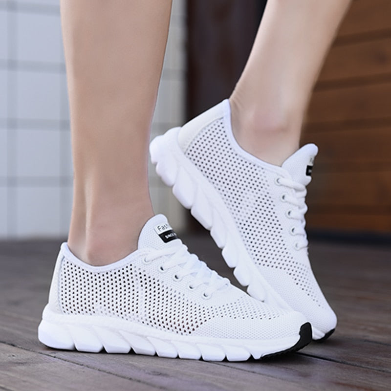 Breathable Lightweight Running Shoes